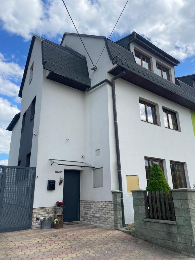 Apartment Dubnica-Prejta 2 Дубница-над-Вагом Экстерьер фото