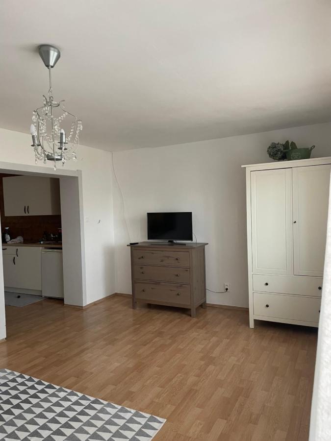 Apartment Dubnica-Prejta 2 Дубница-над-Вагом Экстерьер фото